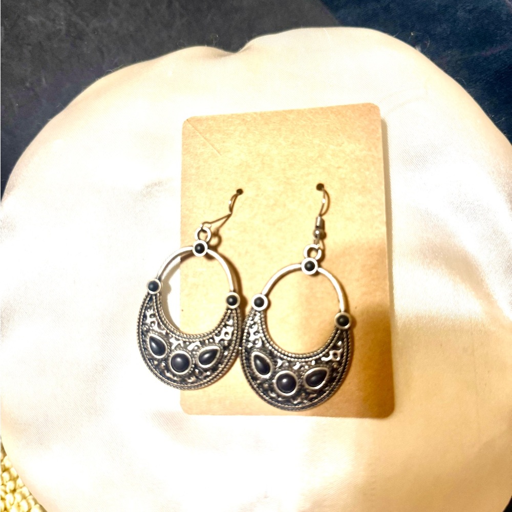 Charming Charlie Black and Silver Dangle Earrings